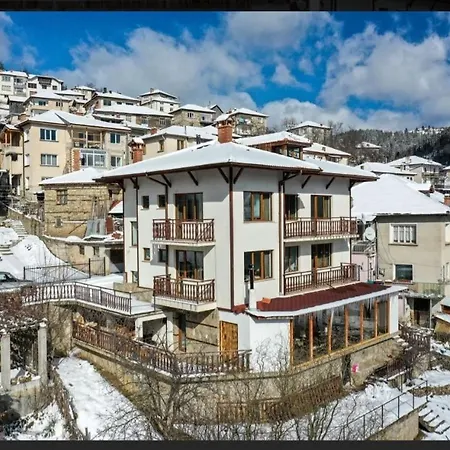 Rhodope House Momchil Yunak